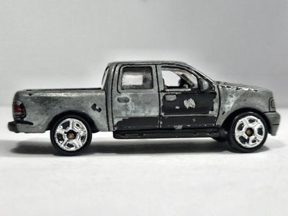 Ford F-150 Supercrew Motor Max Srebrny 1:71 – zdjęcie 4