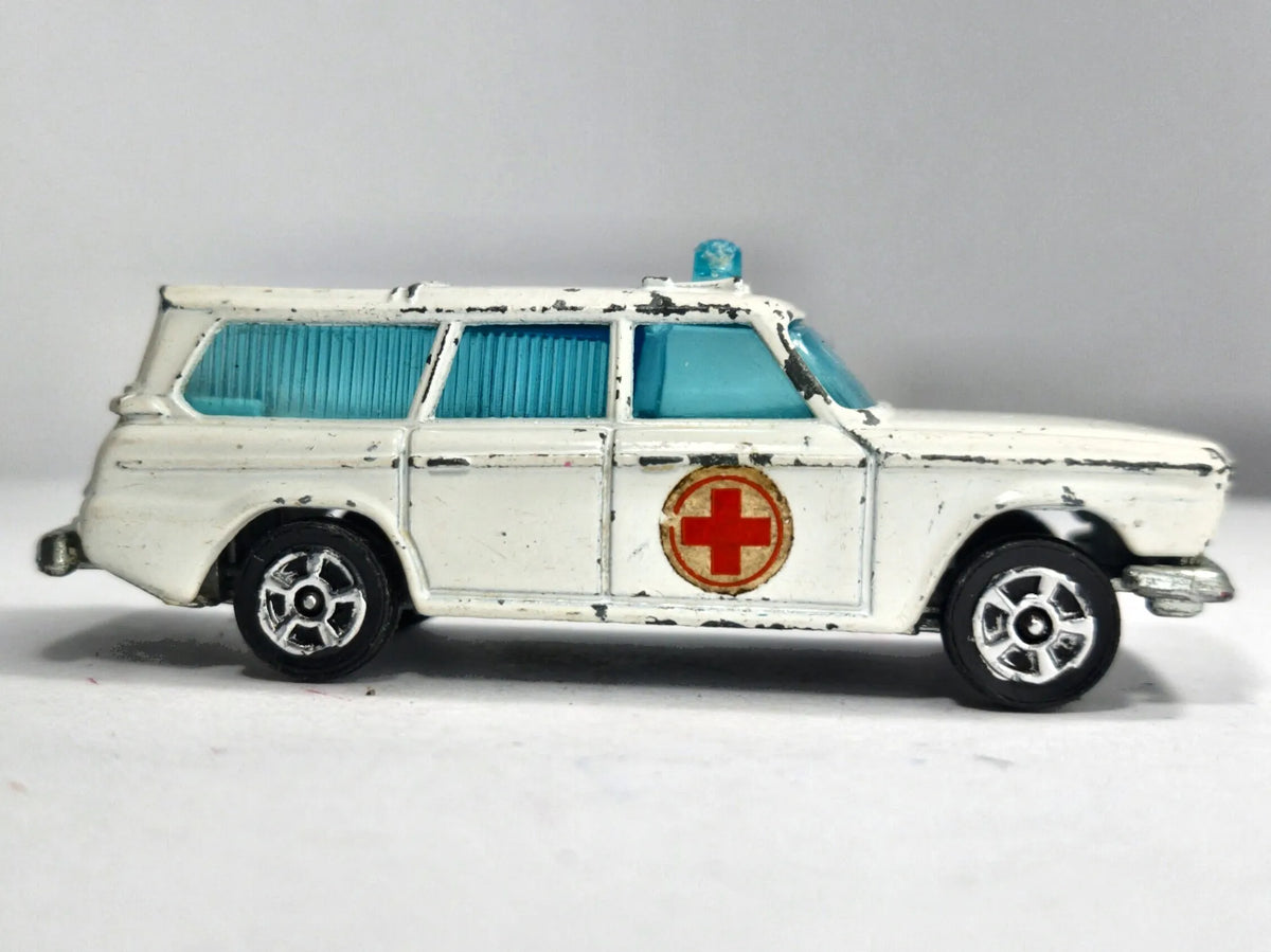 STUDEBAKER WAGONAIRE Whizzwheels Corgi '70 Biały 1:58 Made in Gt Britain – zdjęcie 4