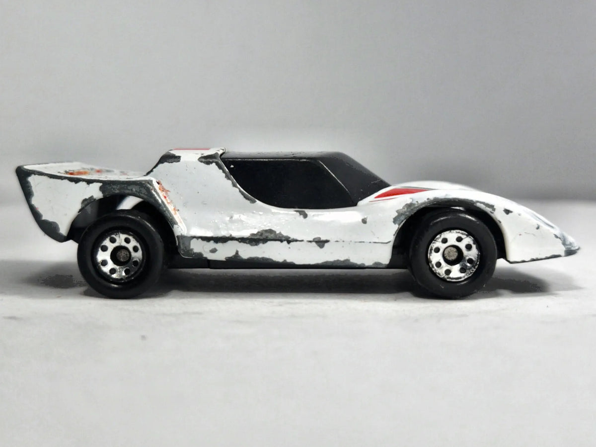 SUPER G.T. Matchbox 1985 Biały 1:64 – zdjęcie 4