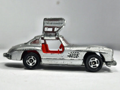 MERCEDES BENZ 300 SL Tomica '70 Srebrny 1:63 Made in Japan – zdjęcie 4