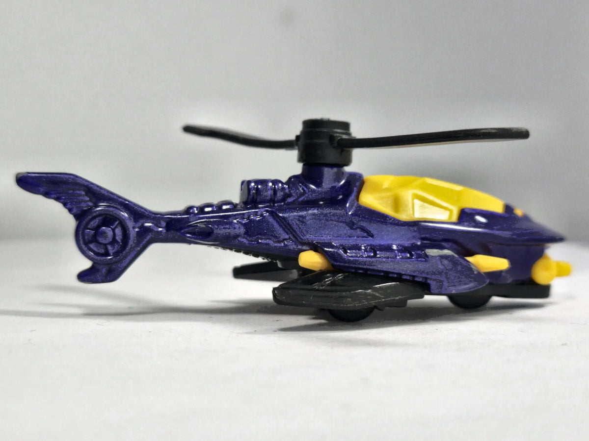 Helikopter Batcopter / DC Comics (s18) DC Comics Hot Wheels Fioletowy 1:64 – zdjęcie 4