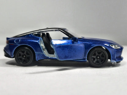 NISSAN Z, Majorette Premium, Die cast REF:2141, Niebieski, 1:63, Resoraki – zdjęcie 4