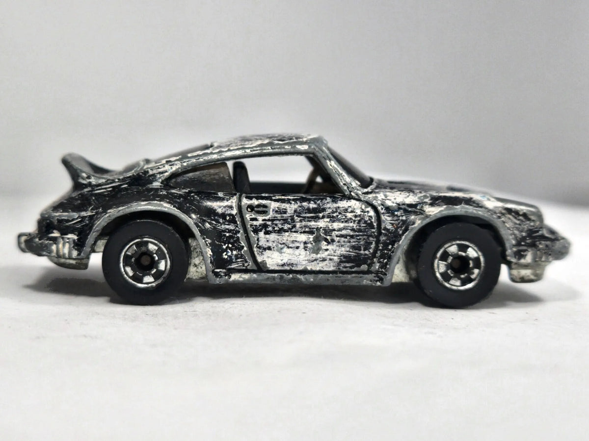 Porsche Gold Hubs P-911 Turbo Hot Wheels 1974 1:64 Luzak Czarny 2xMetal – zdjęcie 4