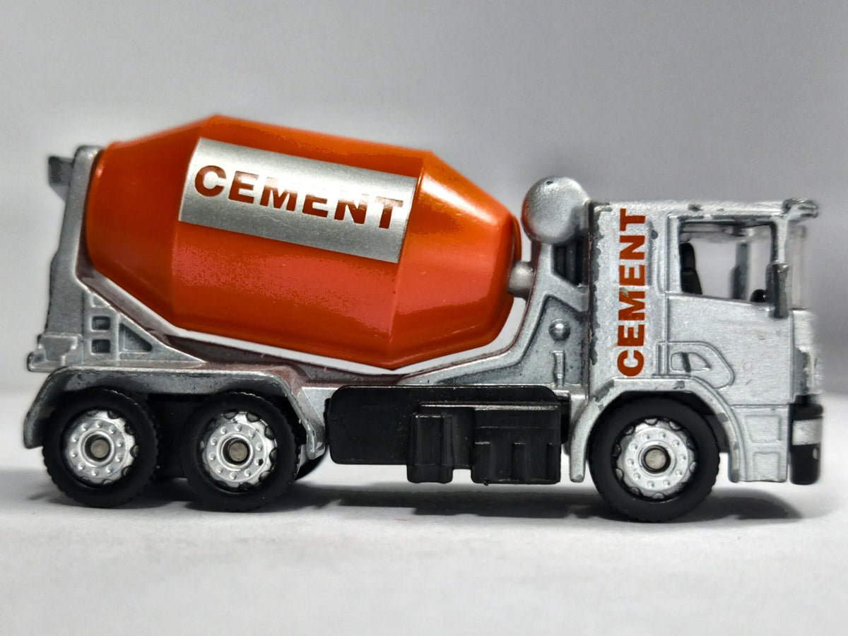 Betoniarka SCANIA CEMENT MIXER Corgi Srebrny 1:64 – zdjęcie 4