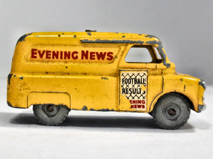 Evening News Van Matchbox '50 Żółty 1:73 Made in England – zdjęcie 4