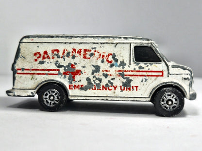 CHEVROLET G-SERIES VAN PARAMEDIC Corgi '80 Biały 1:64 – zdjęcie 4