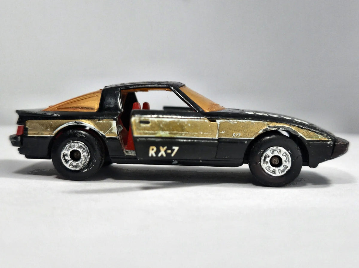 Mazda Rx7 Matchbox 1982 Czarny 1:56 Made in Macau – zdjęcie 4