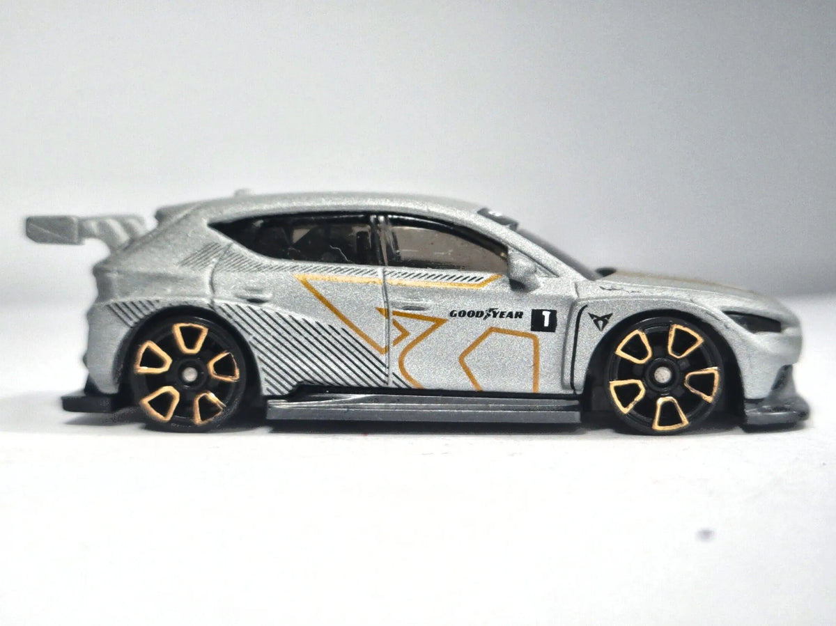 CUPRA E-RACER, Hot Wheels 2024, Die cast HYW15, Srebrny, 1:64, Resoraki – zdjęcie 4