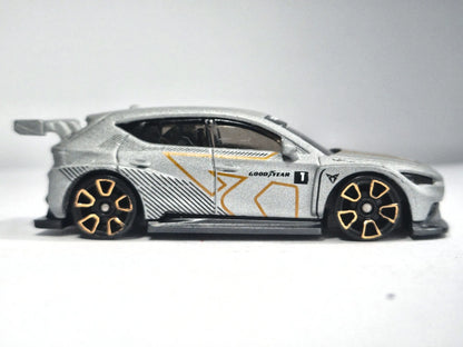 CUPRA E-RACER, Hot Wheels 2024, Die cast HYW15, Srebrny, 1:64, Resoraki – zdjęcie 4