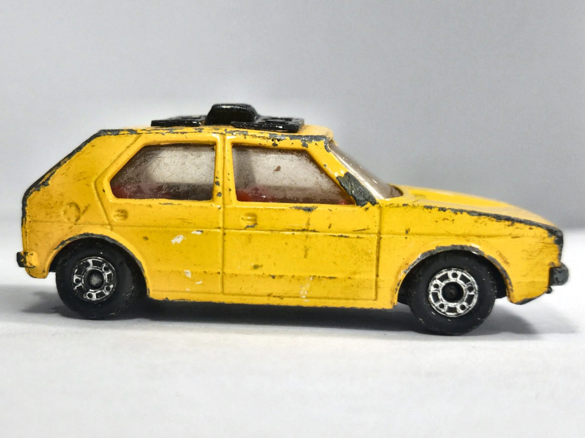 VW GOLF MK1 Superfast Matchbox 1976 Żółty 1:54 Made in England – zdjęcie 4