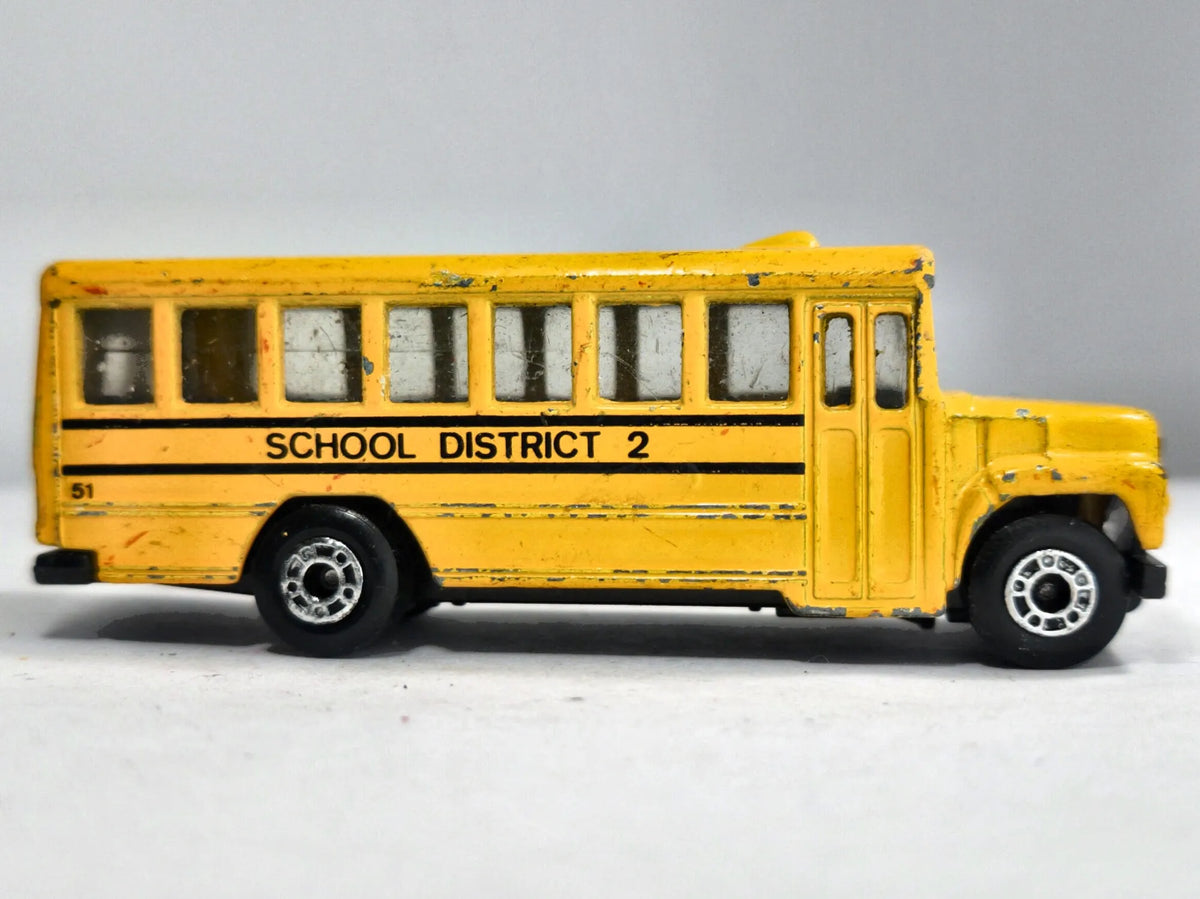 SCHOOL BUS / SCHOOL DISTRICT 2 Matchbox 1985 Żółty 1:120 – zdjęcie 4