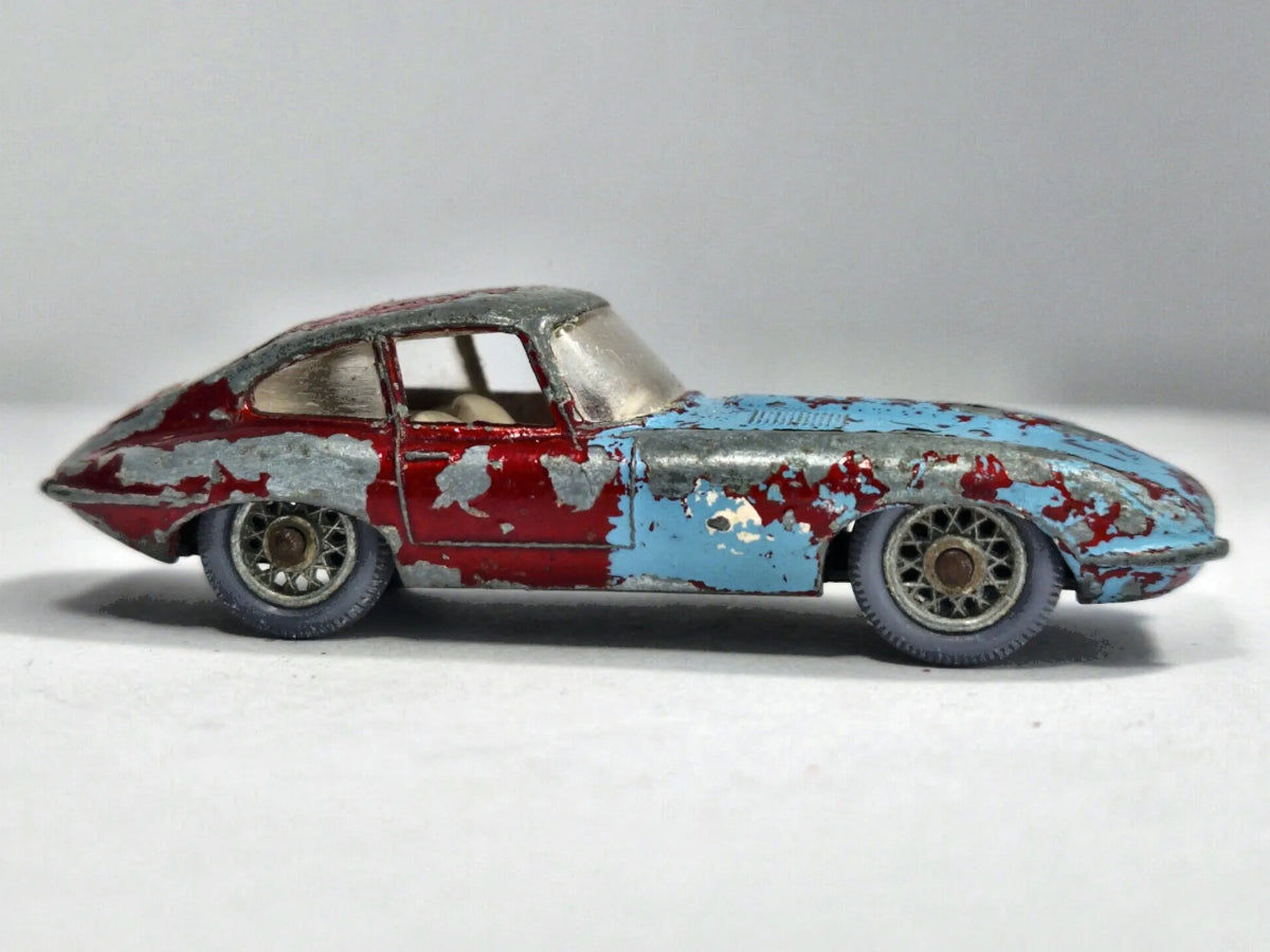 "E" Type Jaguar Matchbox '60 Niebieski 1:72 Made in England – zdjęcie 4