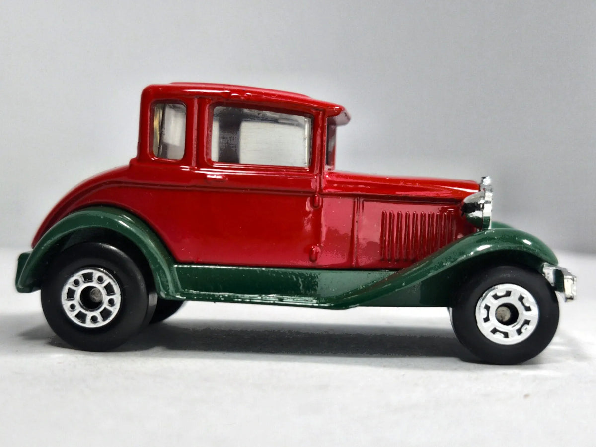 MODEL A FORD Matchbox 1979 Czerwony 1:48 Made in Macau – zdjęcie 4