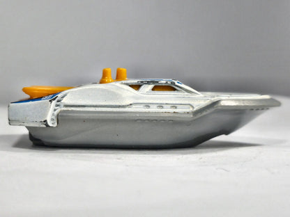 Hydro Cruiser Matchbox 2015 HW Speed Graphics 1:64 Łódź Luzak Biały – zdjęcie 4