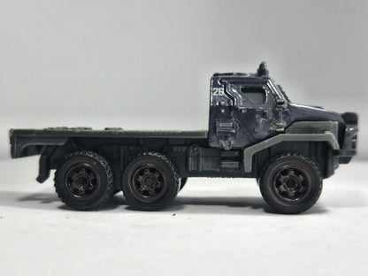 Ciężarówka Armored Action Transporter Wojsko Matchbox 2017 Granatowy 1:64 – zdjęcie 4