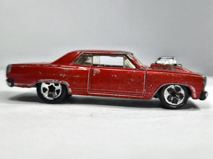 '64 Chevelle Ss Hot Wheels 2011 1:64 Luzak Czerwony Muscle Car – zdjęcie 4
