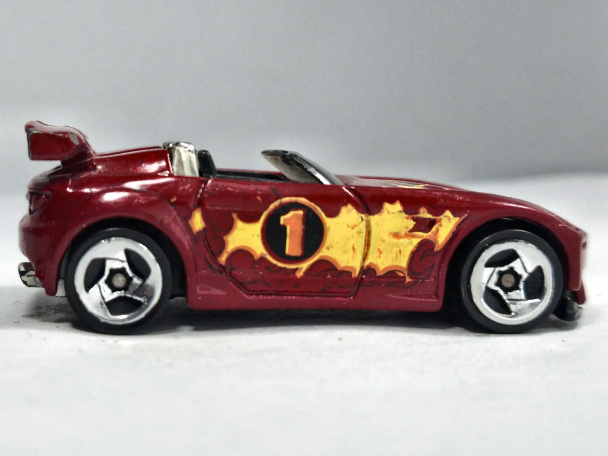 Tantrum Hot Wheels 2001 Ragtops & Roadsters 1:64 Luzak Czerwony – zdjęcie 4