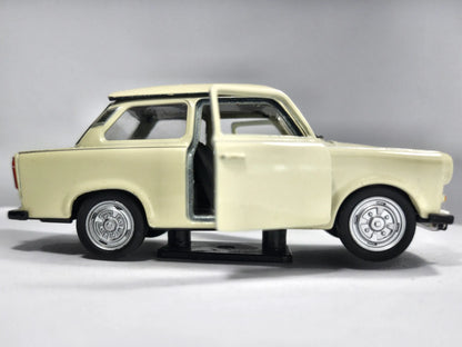 Trabant 601 Welly Kremowy 1:26 – zdjęcie 4