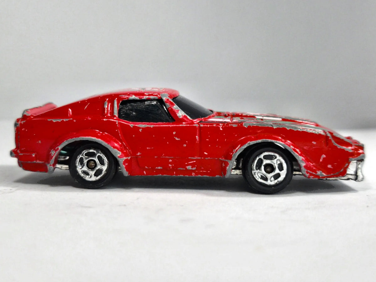 Jak Datsun Summer '80 Czerwony 1:64 Vintage Model – zdjęcie 4