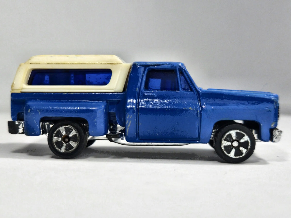 Chevrolet C10 Stepside Summer '90 Niebieski 1:64 Vintage model – zdjęcie 4