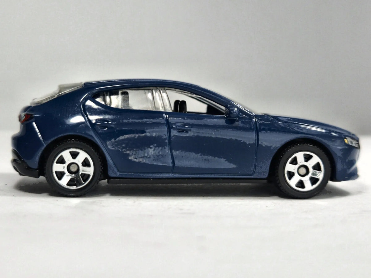 2019 Mazda3 Matchbox 2020 Mainline 1:64 Granatowy Rodzinny – zdjęcie 4