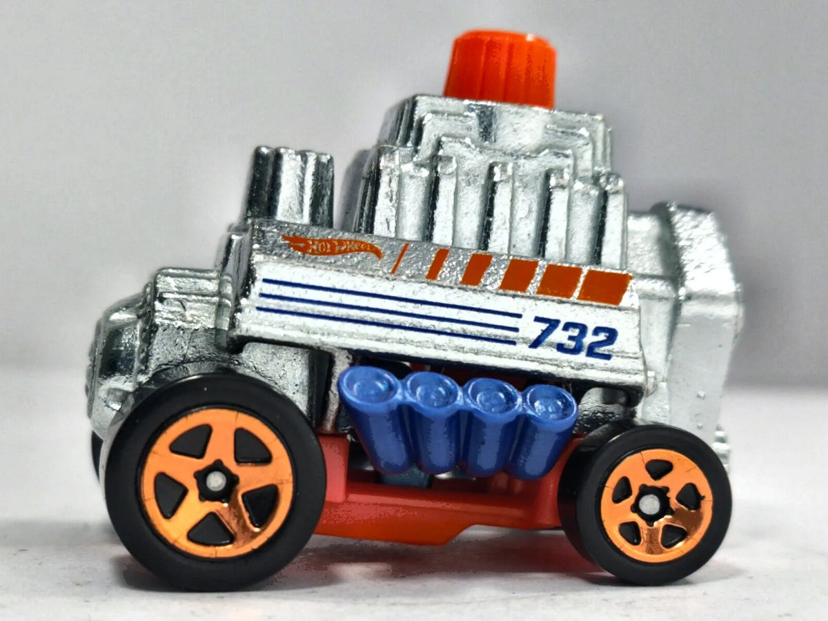 Click Shift Hot Wheels 1:64 Ciężarówka 732 Luzak Srebrny Straż pożarna – zdjęcie 4