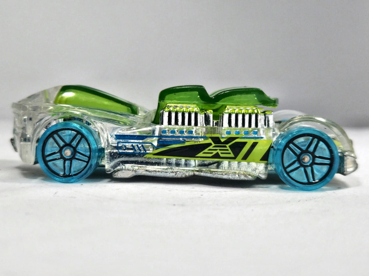 What-4-2 Hot Wheels 2003 X-Raycers 1:64 Luzak Przeźroczysty – zdjęcie 4