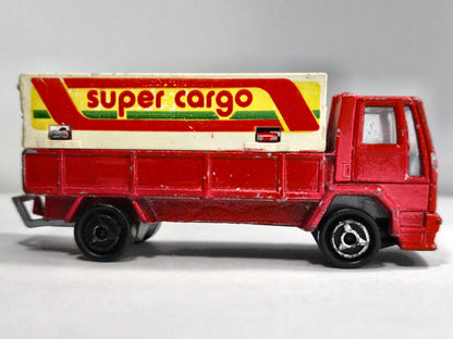 Ciężarówka FORD CARGO SUPER CARGO Majorette '80 Czerw. 1:64 Made in France – zdjęcie 4