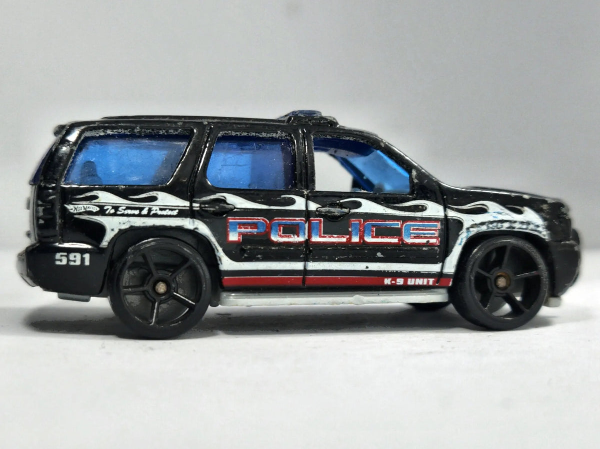 Chevrolet Tahoe Hot Wheels 2006 1:64 POLICE Luzak Czarny Policja – zdjęcie 4