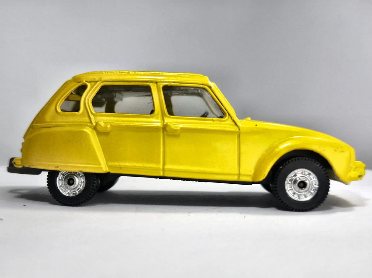 CITROEN DYANE Corgi '80 Żółty 1:43 Made in Gt Britain – zdjęcie 4