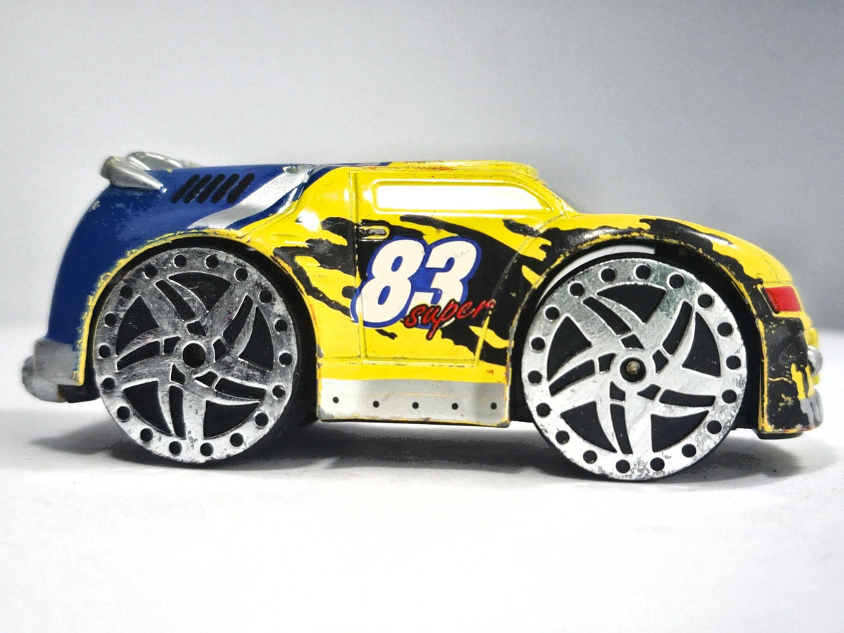 83 RAGE SUPER CONCEPT CAR, Realtoy, Die cast 081217 Żółty 1:64, Resoraki – zdjęcie 4