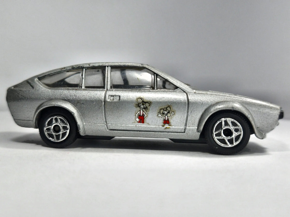 ALFA ROMEO ALFETTA GTV, Solido 1980, Die cast 1005, Srebrny, 1:43, Resoraki – zdjęcie 4