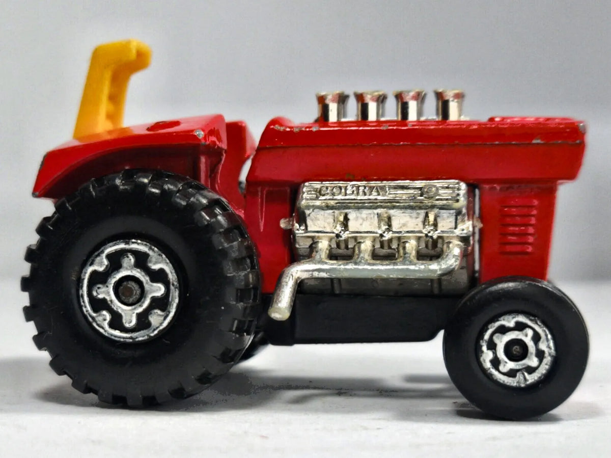 Pulling Tractor Mainline Hot Wheels 1972 Czerwony 1:64 Made in England – zdjęcie 4