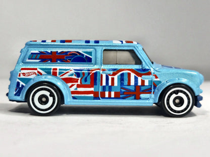'67 Austin Mini Van Hot Wheels 2014 1:64 Van Niebieski Vintage – zdjęcie 4