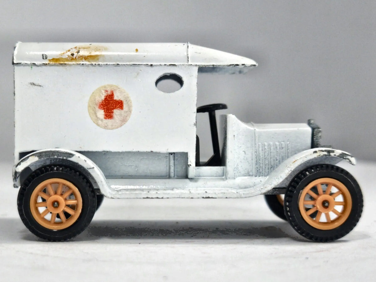 Ambulans T-Ford 1919 Efsi '70 Biały 1:50 Made in Holland – zdjęcie 4