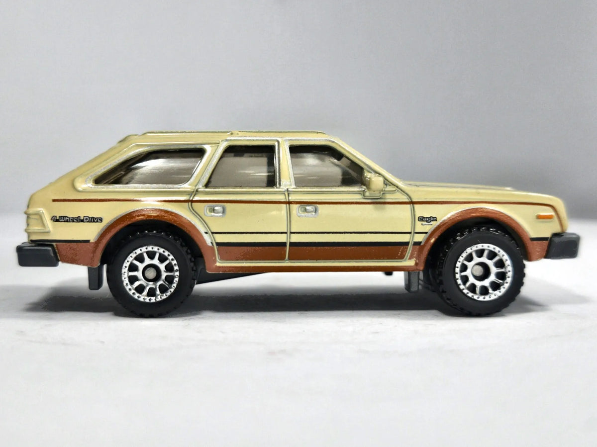 1980 Amc Eagle Matchbox 2022 1:64 Kremowy – zdjęcie 4