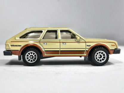 1980 Amc Eagle Matchbox 2022 1:64 Kremowy – zdjęcie 4