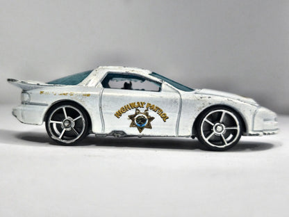 Pontiac Firebird Hot Wheels 1:64 GOLD Luzak Biały – zdjęcie 4