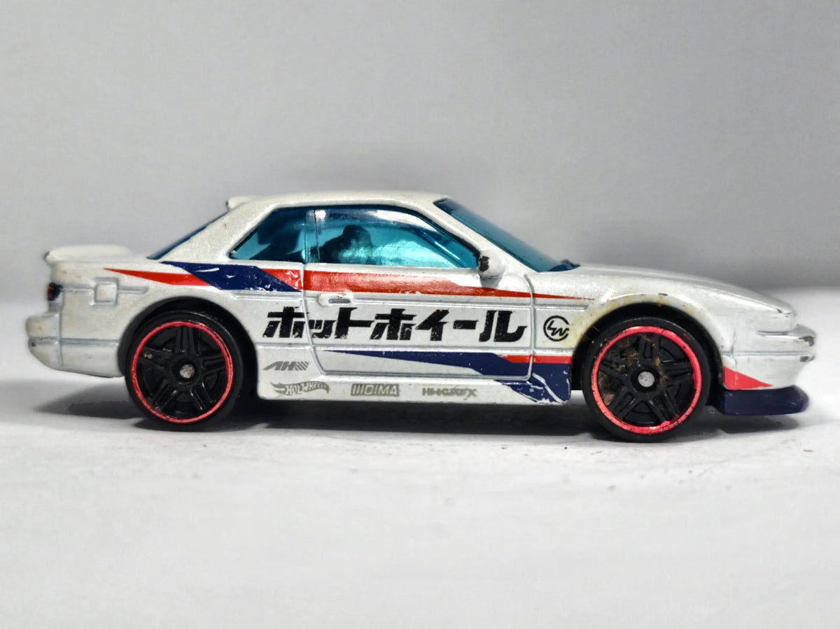 Nissan Silvia (S13) Hot Wheels 2019 HW J-IMPORTS 1:64 Luzak Srebrny – zdjęcie 4
