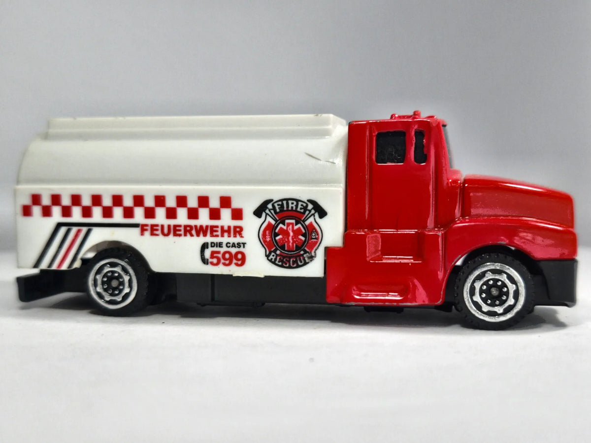 CYSTERNA STRAŻACKA, FUERWEHR DIE CAST 599, Czerwony, 1:87, Resoraki – zdjęcie 4