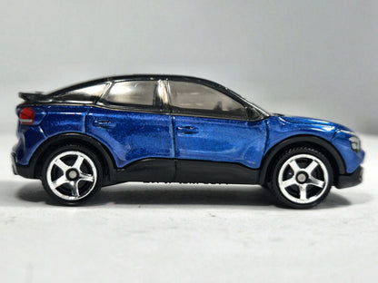 2023 Citroën ë-C4 Matchbox 2023 1:64 Niebieski Samochód osobowy – zdjęcie 4