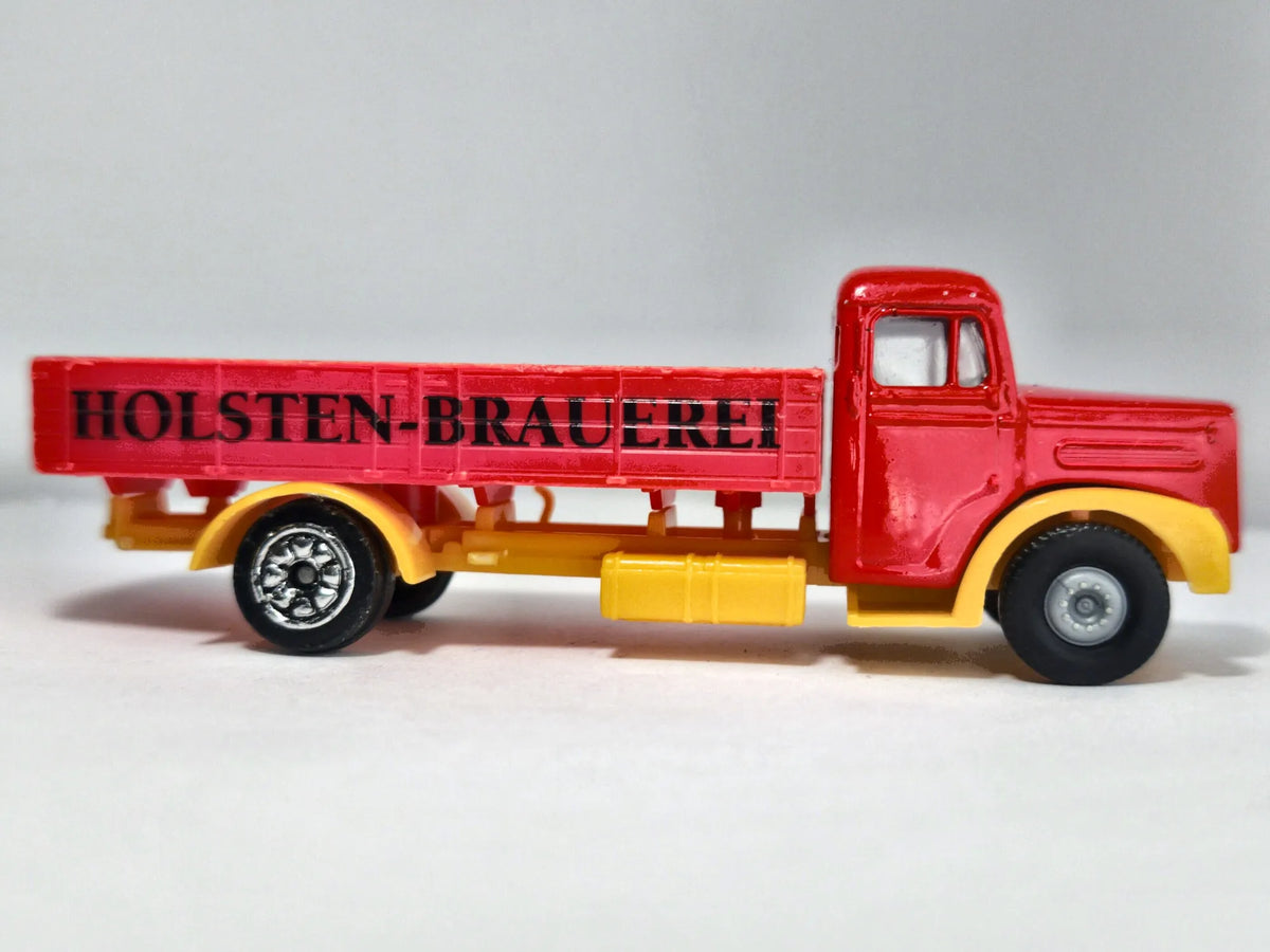 MAN DIESEL, HENSCHEL HS 14/16 PRITSCHEN-LKW, Hummer 1965–69, Czerwony, 1:87 – zdjęcie 4