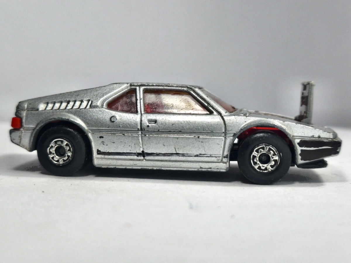 BMW M1 Matchbox 1981 Srebrny 1:58 Made in England – zdjęcie 4