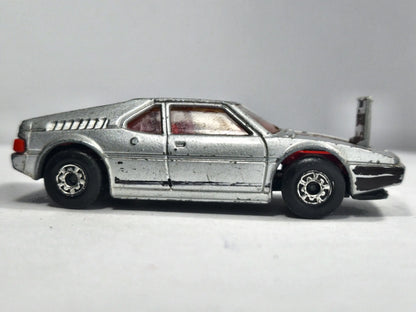 BMW M1 Matchbox 1981 Srebrny 1:58 Made in England – zdjęcie 4
