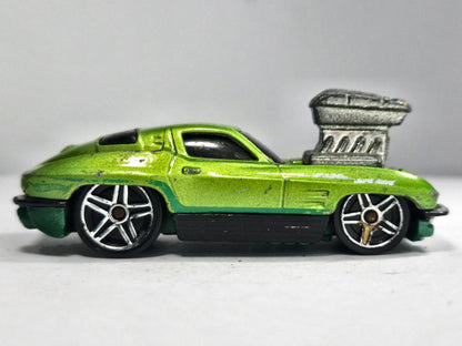 1963 Corvette ('Tooned) Hot Wheels 2004 First Editions 1:64 V8 Vega Luzak – zdjęcie 4
