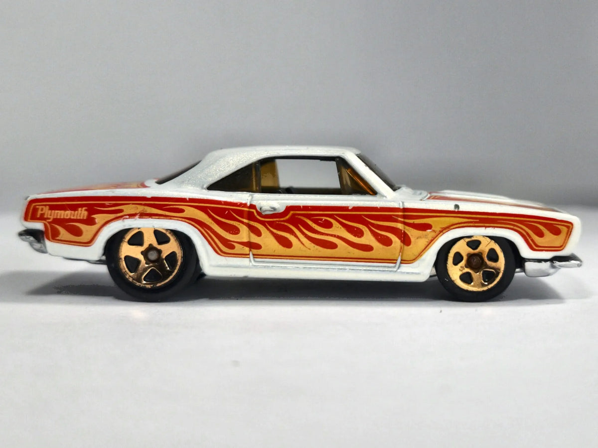 '68 PLYMOUTH BARRACUDA FORMULA S, Hot Wheels 2012, Die cast, Biały, 1:64 – zdjęcie 4