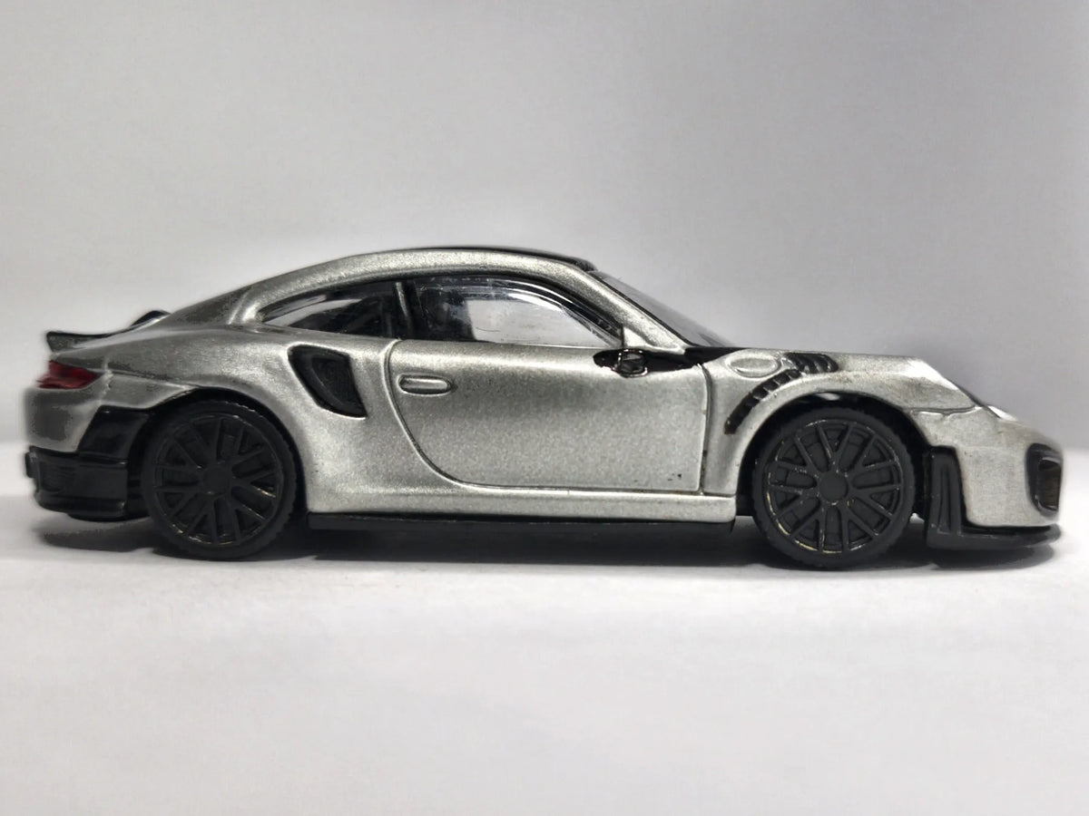 PORSCHE 911 GT2 RS, Bburago, Die cast 12108, Srebrny, 1:43, Resoraki – zdjęcie 4