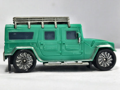 Hummer H2 Bohater T.J. Disney/Pixar Cars 1:64 Luzak Zielony – zdjęcie 4