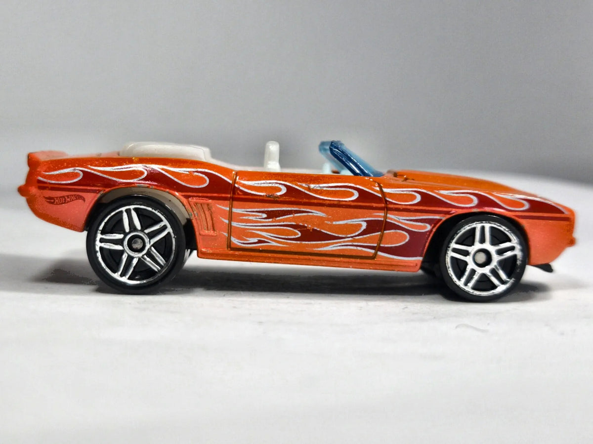 '69 Camaro Hot Wheels 2006 Heat Fleet 1:64 Luzak Pomarańczowy Muscle Car – zdjęcie 4