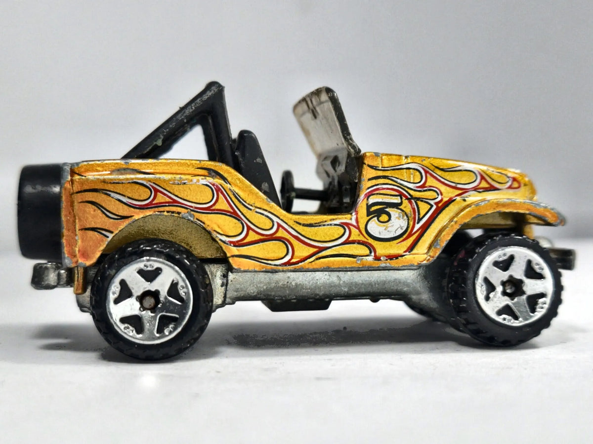Jeep Scrambler Hot Wheels 1980 1:64 5 Luzak Złoty 2xMetal – zdjęcie 4